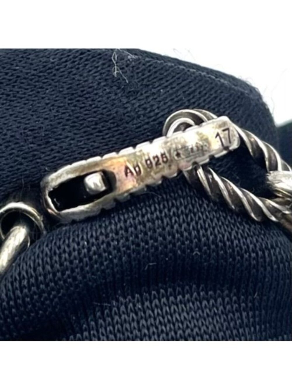 Gucci Interlocking Silver Bracelet - Picture 5 of 8